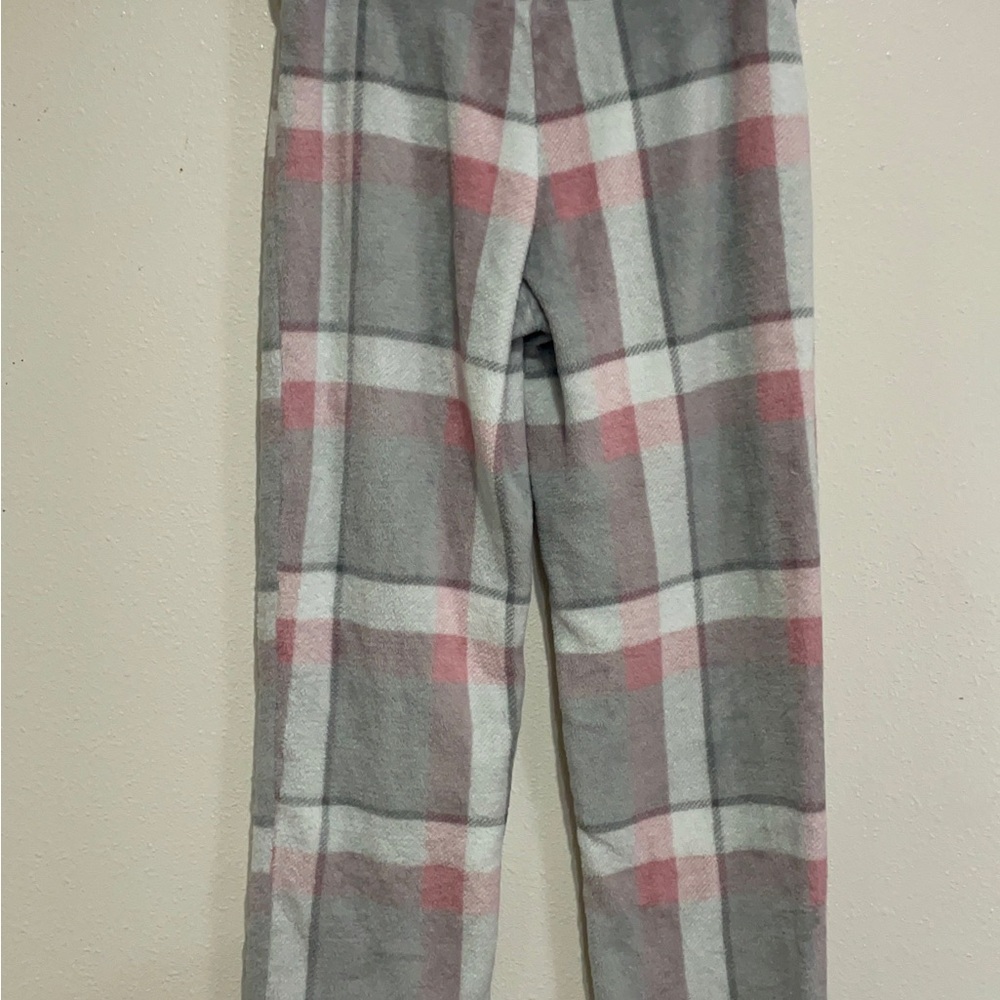 Secret Treasures Gray and Pink Plaid Pajama Bottoms - Picture 10 of 11
